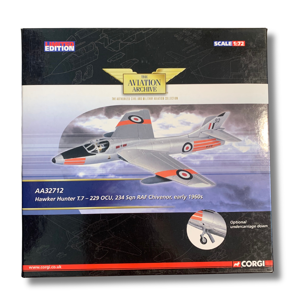 Hawker Hunter T.7 - 229 OCU - Model