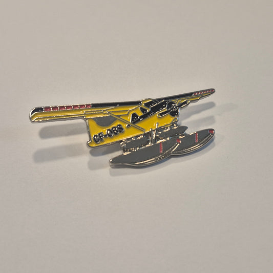 Beaver Plane Pin